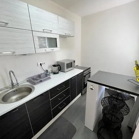 Seka Apartment *